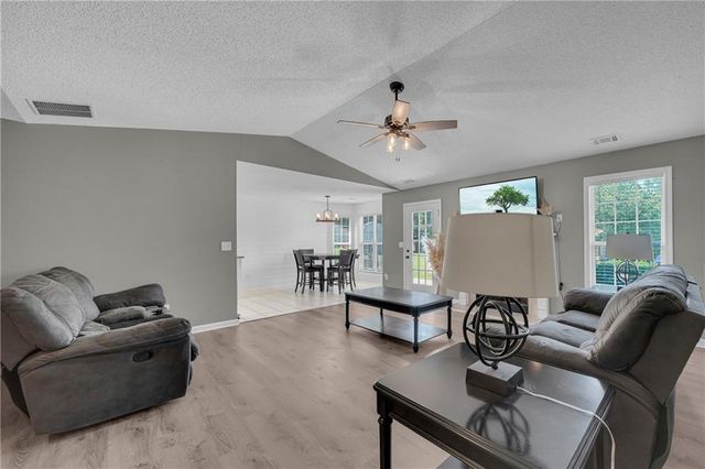 163 Ridgeland Drive, Maysville, GA 30558