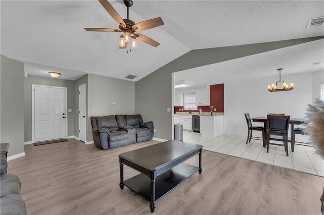 163 Ridgeland Drive, Maysville, GA 30558