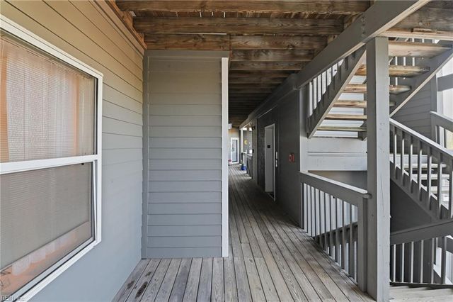 1024 Porte Harbour Arch Apt 202, Hampton, VA 23664