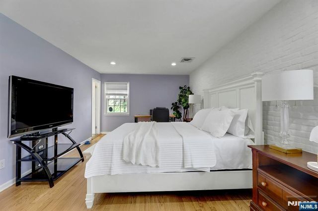105 Apple Ridge Road, Woodcliff Lake, NJ 07677