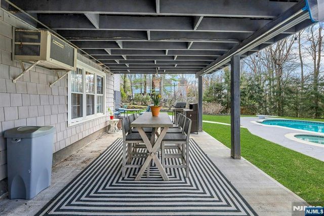105 Apple Ridge Road, Woodcliff Lake, NJ 07677