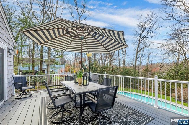 105 Apple Ridge Road, Woodcliff Lake, NJ 07677