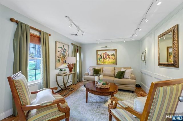 105 Apple Ridge Road, Woodcliff Lake, NJ 07677