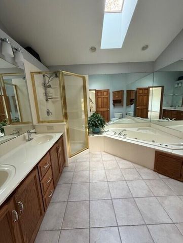 5700 Woodland Hills DRIVE, Mount Pleasant, WI 53406