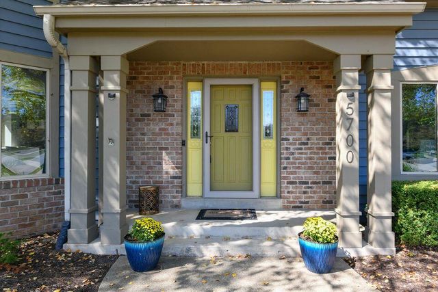 5700 Woodland Hills DRIVE, Mount Pleasant, WI 53406