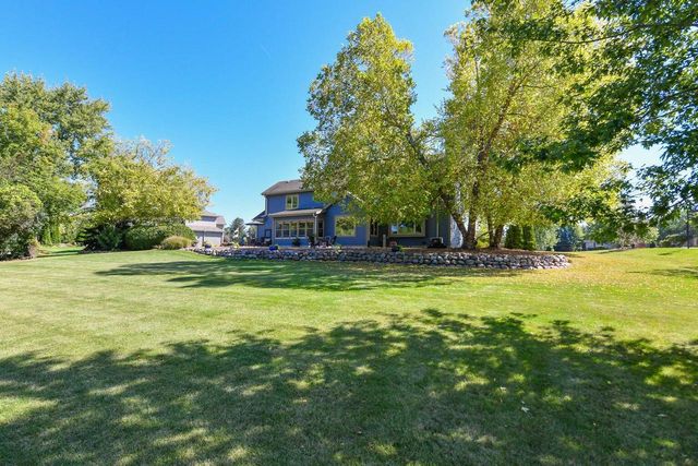 5700 Woodland Hills DRIVE, Mount Pleasant, WI 53406