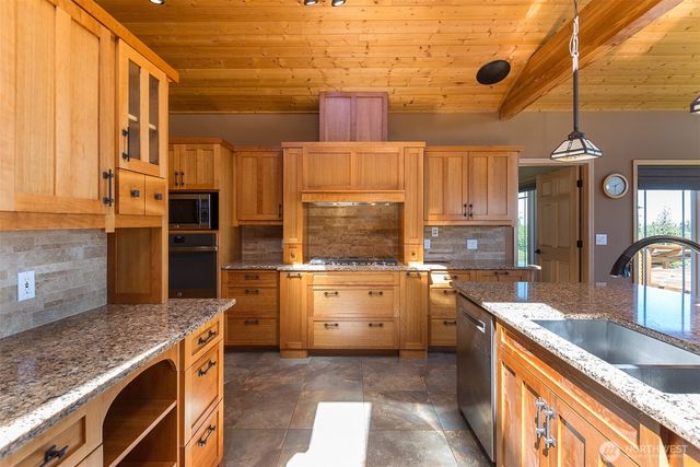 3630 Mt Pleasant Road, Port Angeles, WA 98362