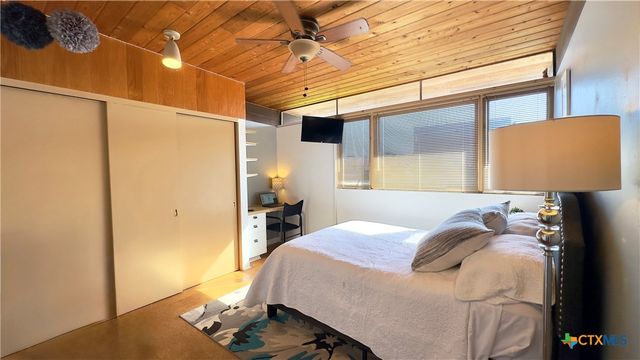 601 Lawrence Street, Refugio, TX 78377