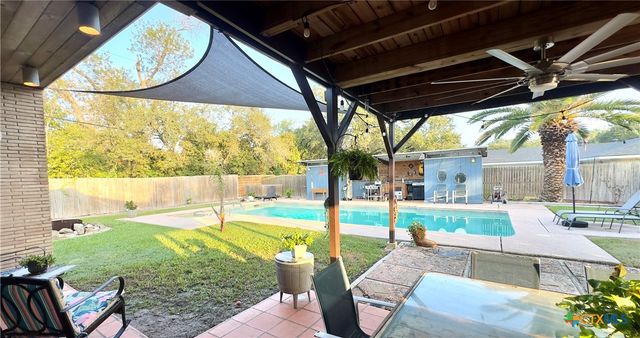 601 Lawrence Street, Refugio, TX 78377