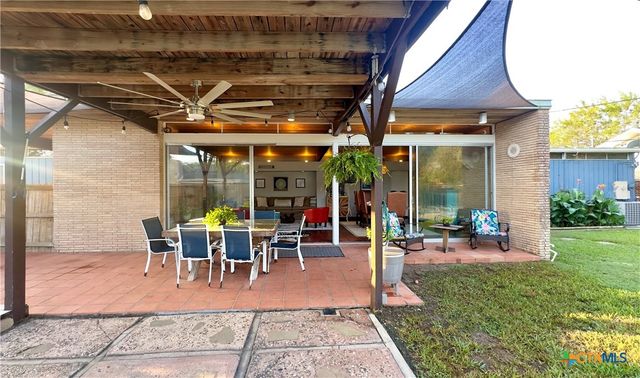 601 Lawrence Street, Refugio, TX 78377