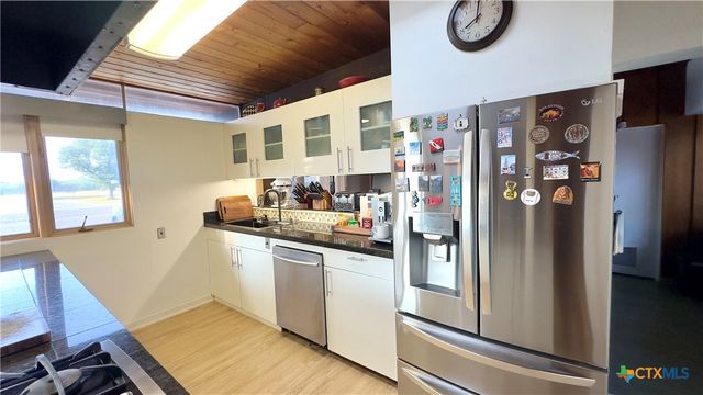 601 Lawrence Street, Refugio, TX 78377