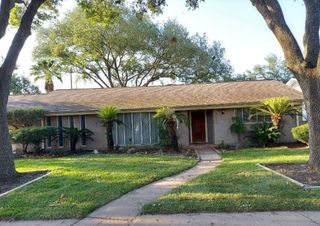 5470 Carew Street, Houston, TX 77096