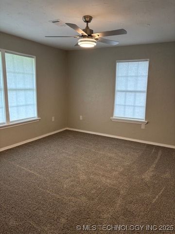 1200 S McKinley Avenue, Calera, OK 74730