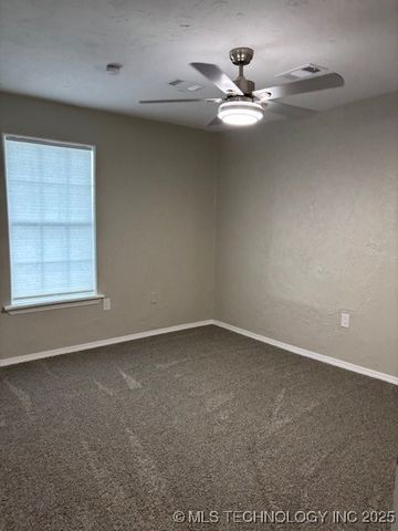 1200 S McKinley Avenue, Calera, OK 74730