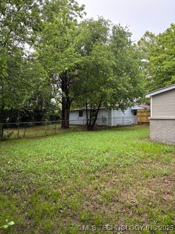 1200 S McKinley Avenue, Calera, OK 74730