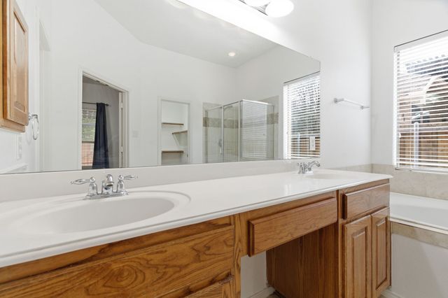 2930 Coteau Way, Dallas, TX 75227