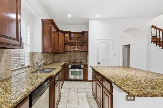 2930 Coteau Way, Dallas, TX 75227