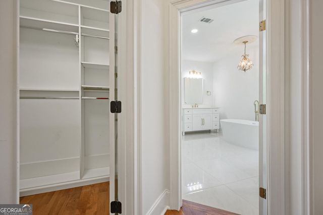 3936 Dahlwiny Court, Sandy Springs, GA 30350