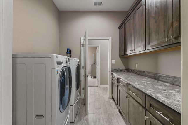 15 Pueblo Bonito Road, Placitas, NM 87043