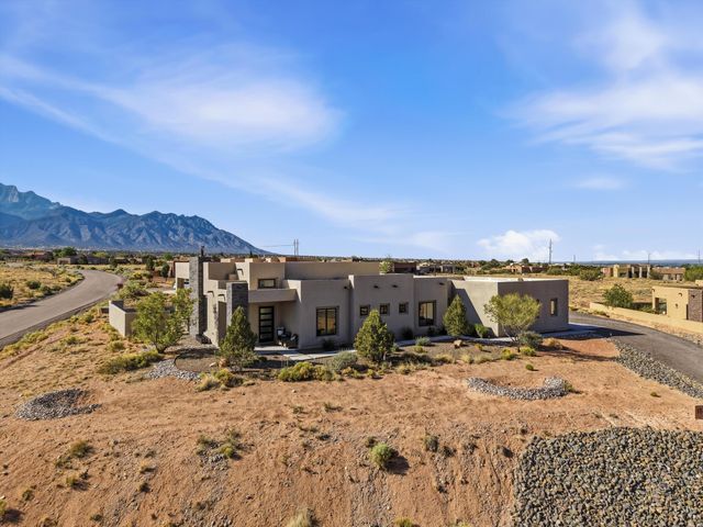 15 Pueblo Bonito Road, Placitas, NM 87043