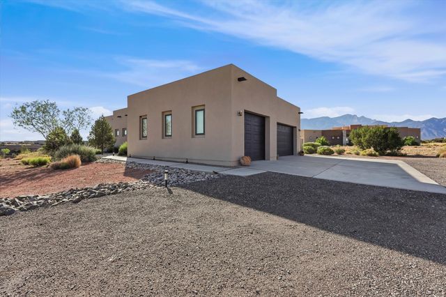15 Pueblo Bonito Road, Placitas, NM 87043
