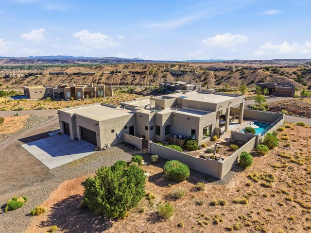 15 Pueblo Bonito Road, Placitas, NM 87043