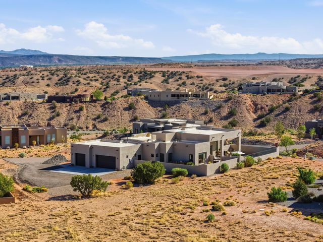 15 Pueblo Bonito Road, Placitas, NM 87043