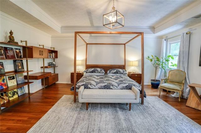 5379 Trentham Drive, Atlanta, GA 30338
