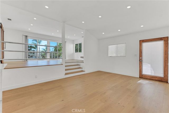 7841 W 83rd, Playa Del Rey, CA 90293