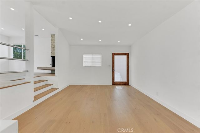 7841 W 83rd, Playa Del Rey, CA 90293