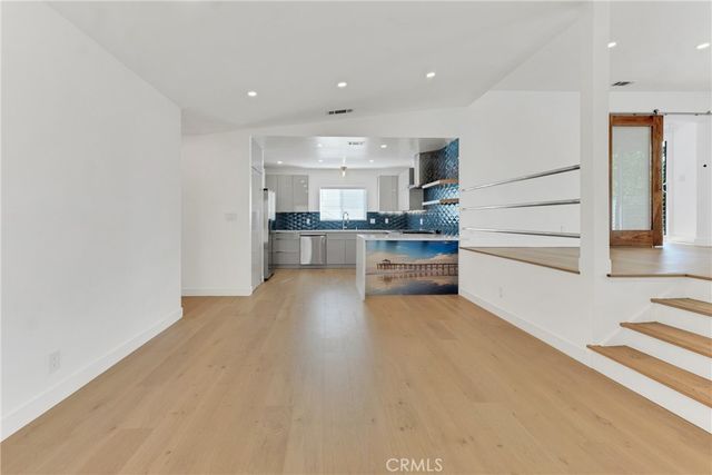 7841 W 83rd, Playa Del Rey, CA 90293