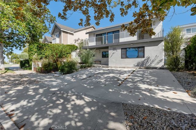7841 W 83rd, Playa Del Rey, CA 90293