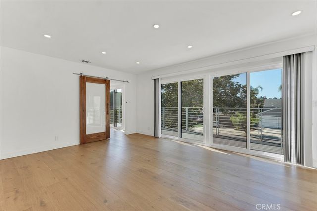 7841 W 83rd, Playa Del Rey, CA 90293
