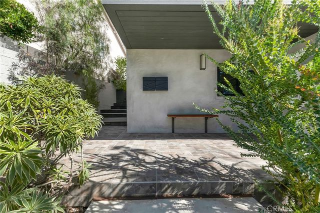 7841 W 83rd, Playa Del Rey, CA 90293