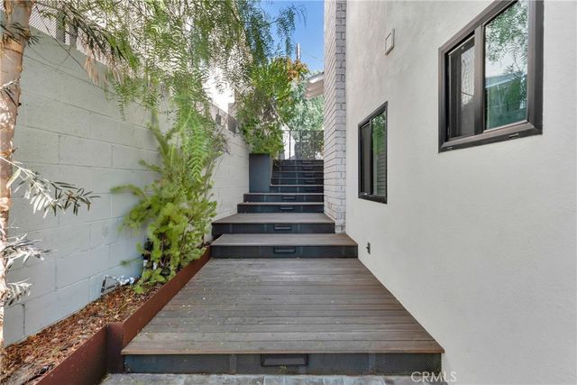 7841 W 83rd, Playa Del Rey, CA 90293