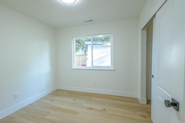 2704 Houston Ave, Stockton, CA 95206
