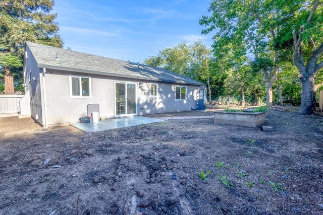 2704 Houston Ave, Stockton, CA 95206