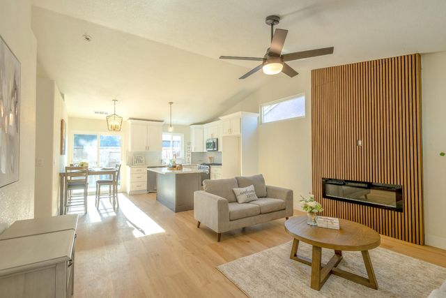 2704 Houston Ave, Stockton, CA 95206