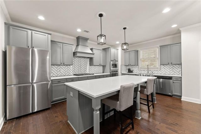 6514 Lemon Grass Lane, Flowery Branch, GA 30542