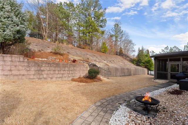 6514 Lemon Grass Lane, Flowery Branch, GA 30542