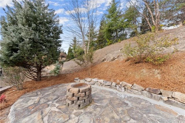 6514 Lemon Grass Lane, Flowery Branch, GA 30542