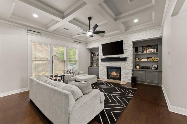 6514 Lemon Grass Lane, Flowery Branch, GA 30542