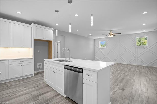 2116 Cedar RD, Chesapeake, VA 23323