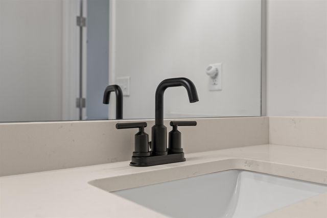 125 BRIAR HOLLOW LN, Oakland, TN 38060