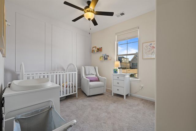 125 BRIAR HOLLOW LN, Oakland, TN 38060