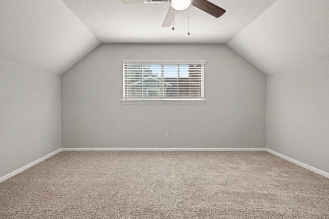 5113 Cottonwood Circle, Dickinson, TX 77539