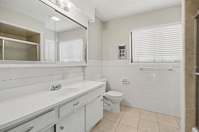 5113 Cottonwood Circle, Dickinson, TX 77539
