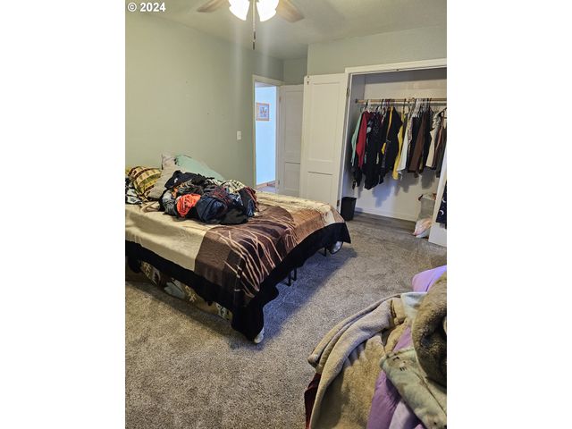 1710 Se MAIN St, Roseburg, OR 97470