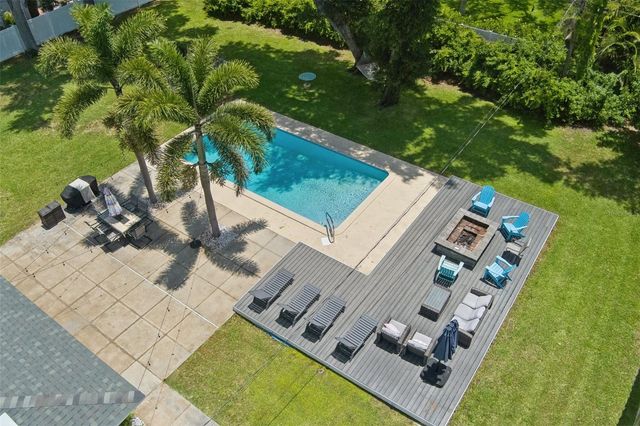 322 SUWANEE AVENUE, Sarasota, FL 34243