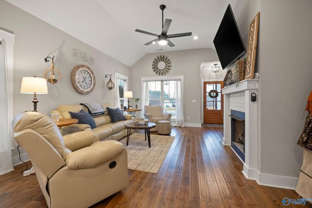 145 Vail Drive, Grant, AL 35747